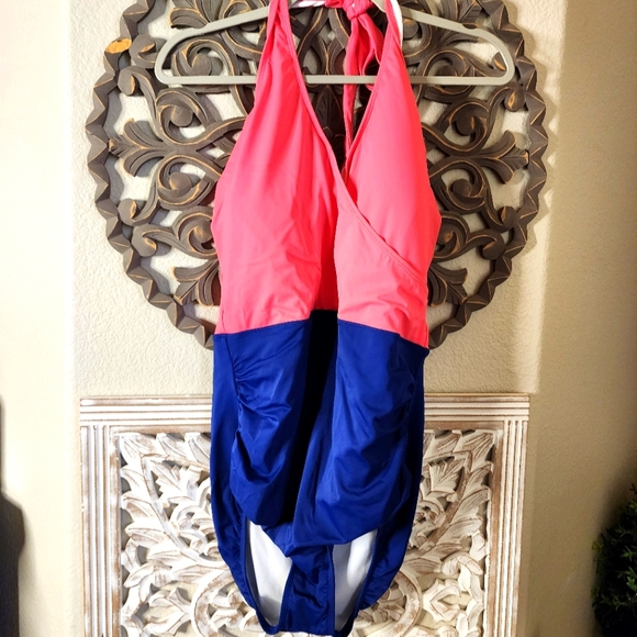 Bal Harbour Women's Bathing Suit NWT - Picture 1 of 11